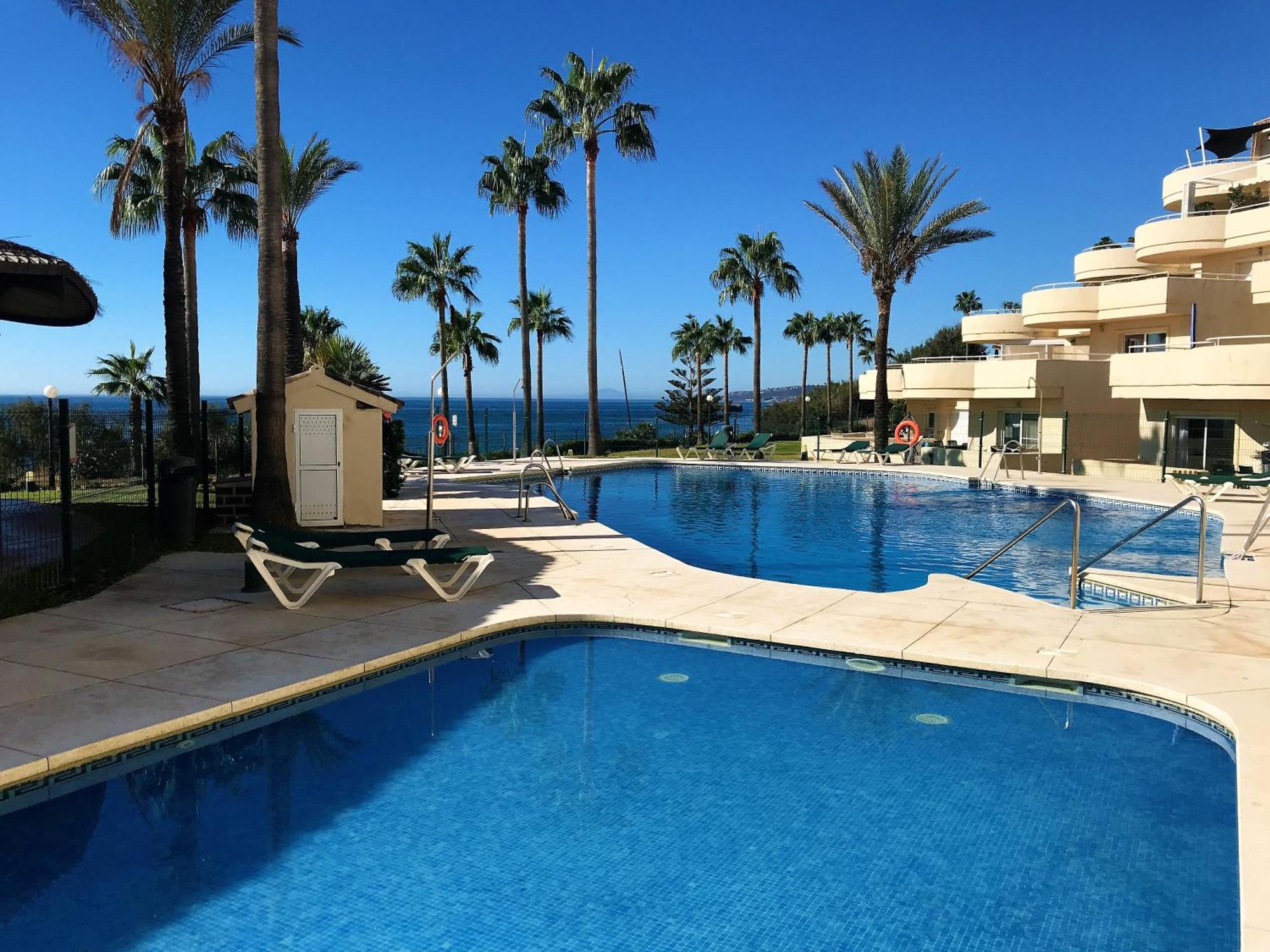 Apartments Bermuda Beach Estepona Kültér fotó
