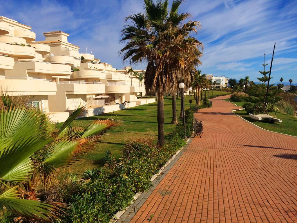 Apartments Bermuda Beach Estepona Kültér fotó