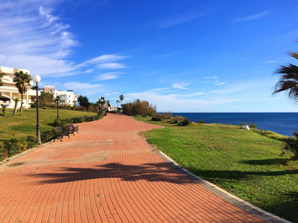 Apartments Bermuda Beach Estepona Kültér fotó